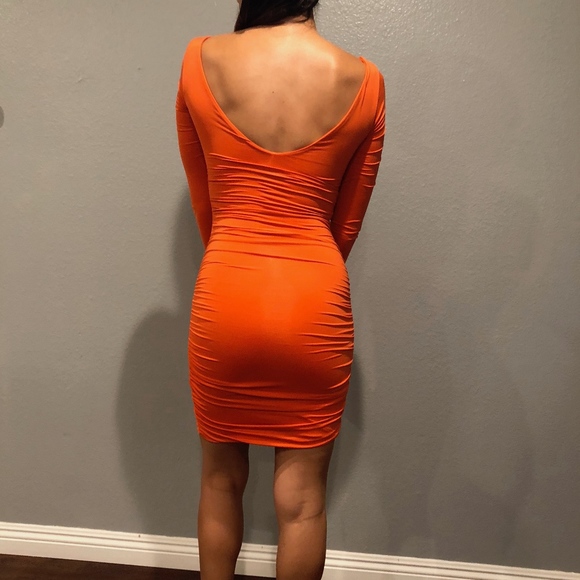 KOOKAI ORANGE DRESS - Picture 2 of 2